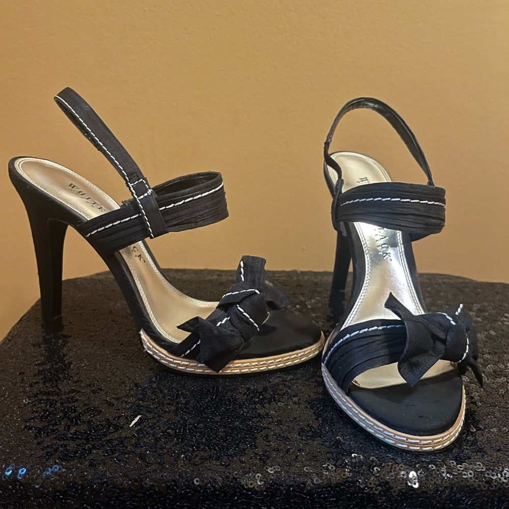 Bow heels -Size 9